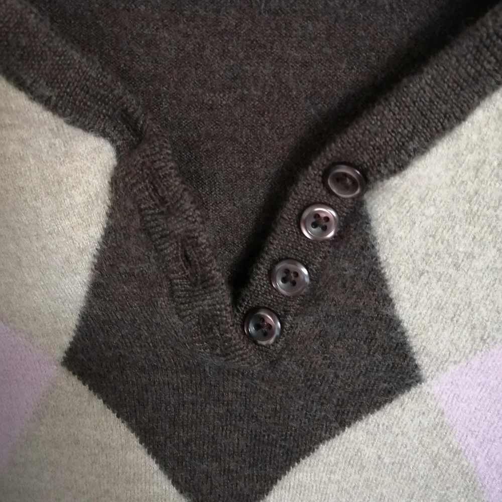 Y2K Simons Sweater - Picture 2 of 3